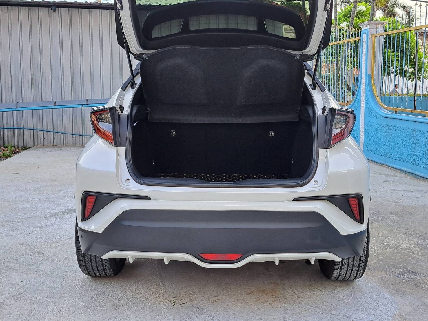 TOYOTA CHR 1.8HV HI HIBRIDท็อปสุด ไมล์น้อย89,000 มือเดียว ประหยัดมาก (รูปที่ 15)