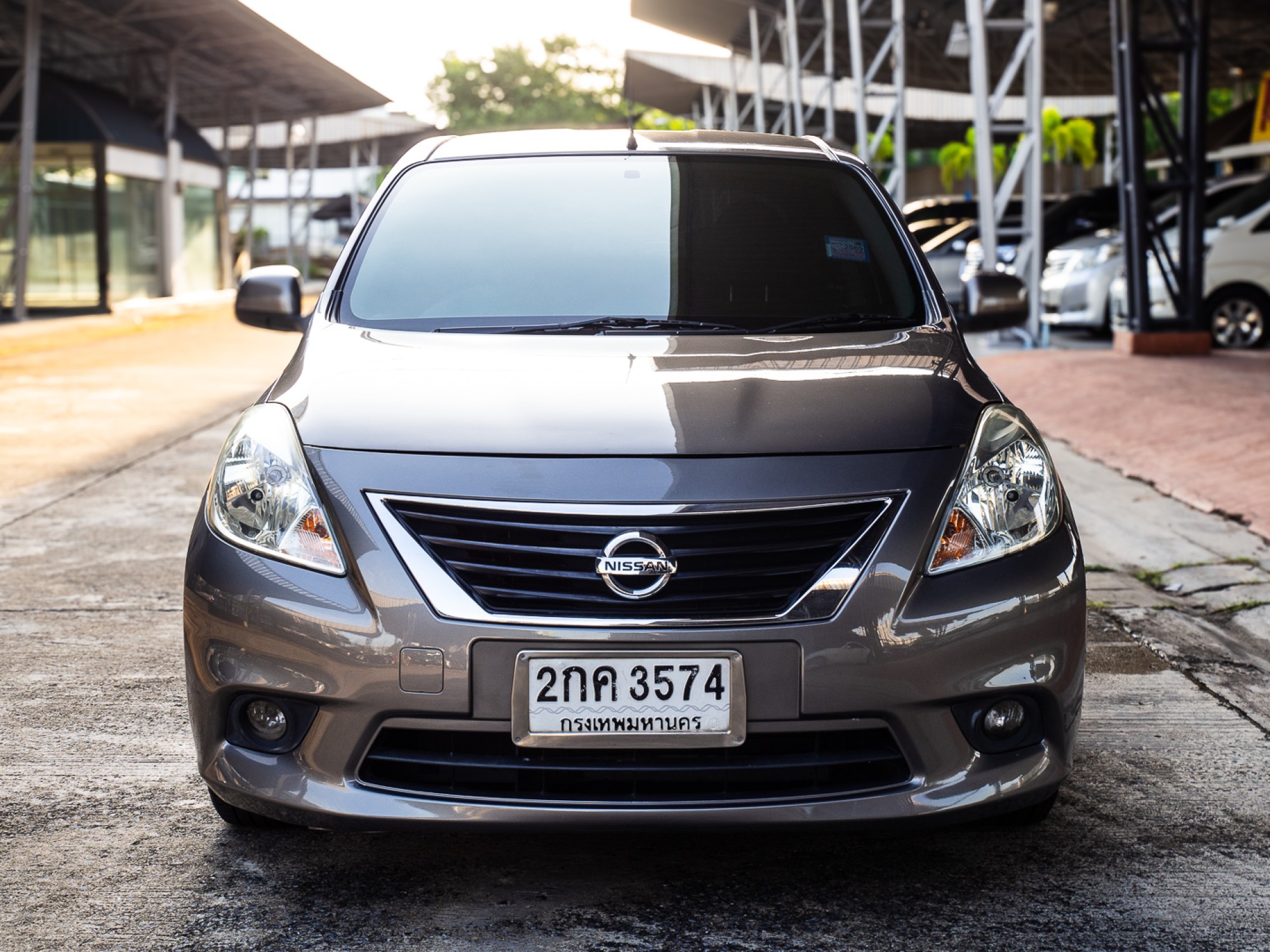 2013 Nissan Almera สีน้ำตาล (รูปที่ 2)