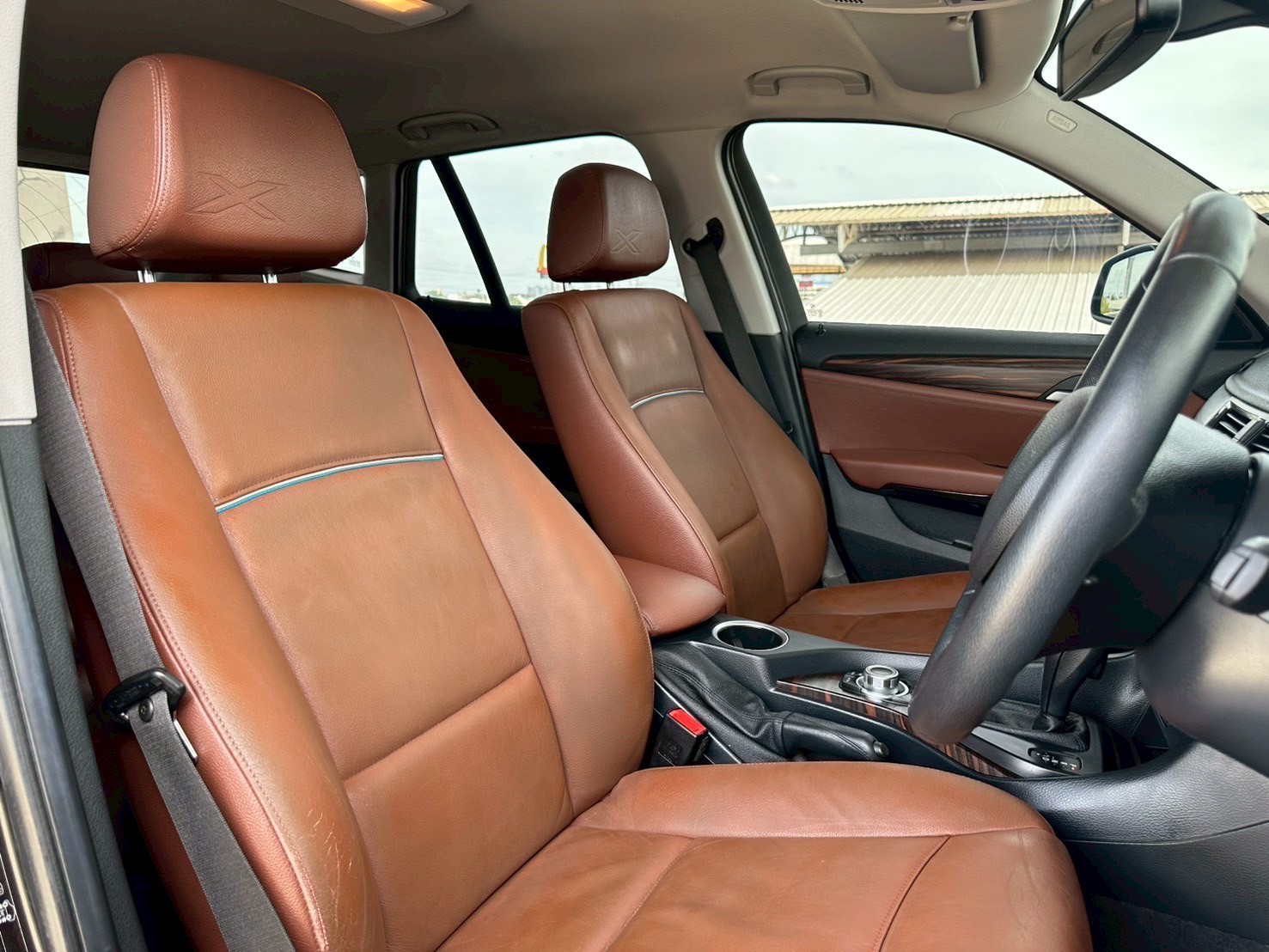 2014 BMW X1 E84 สีดำ (รูปที่ 11)