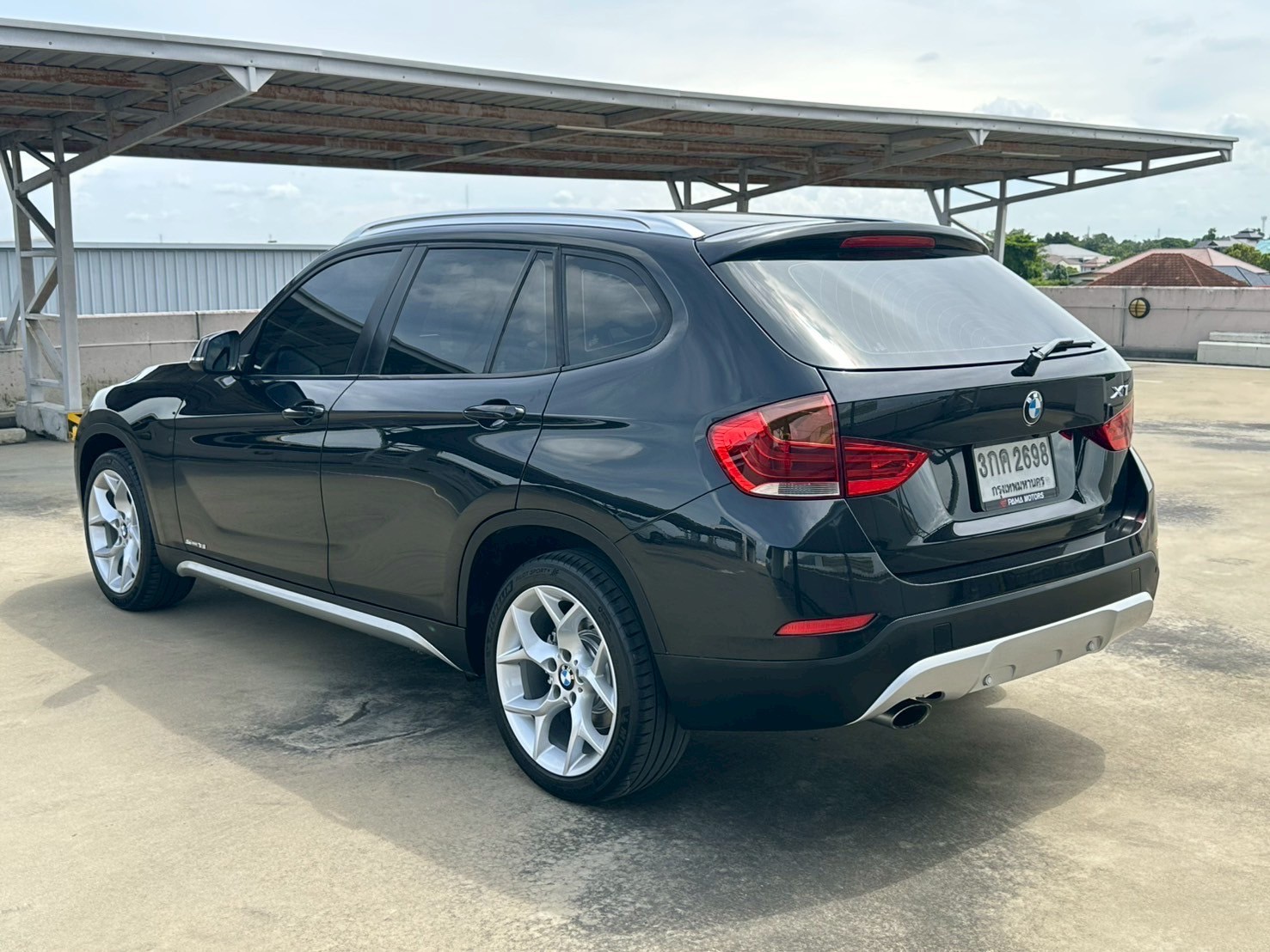 2014 BMW X1 E84 สีดำ (รูปที่ 8)