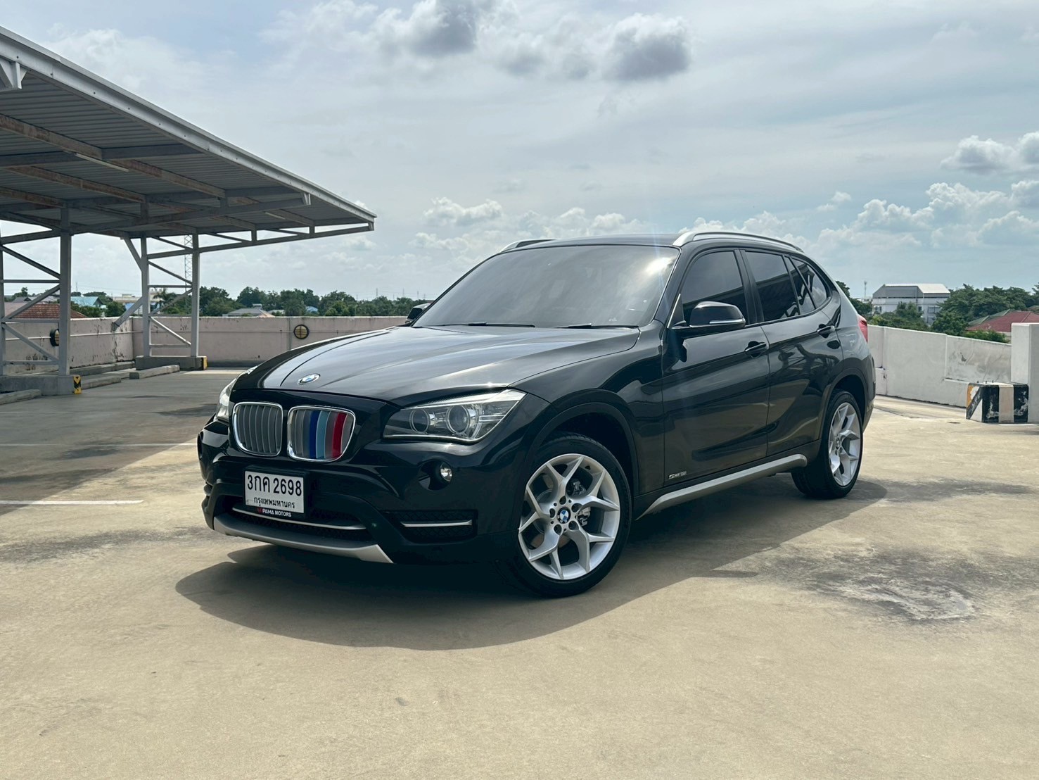 2014 BMW X1 E84 สีดำ (รูปที่ 2)