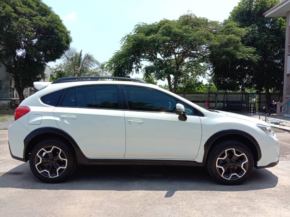 Subaru XV ปี 2015 สีขาว (รูปที่ 5)