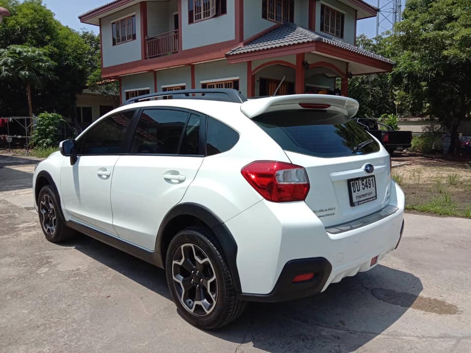 Subaru XV ปี 2015 สีขาว (รูปที่ 7)