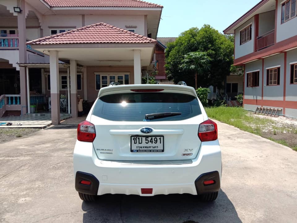 Subaru XV ปี 2015 สีขาว (รูปที่ 6)