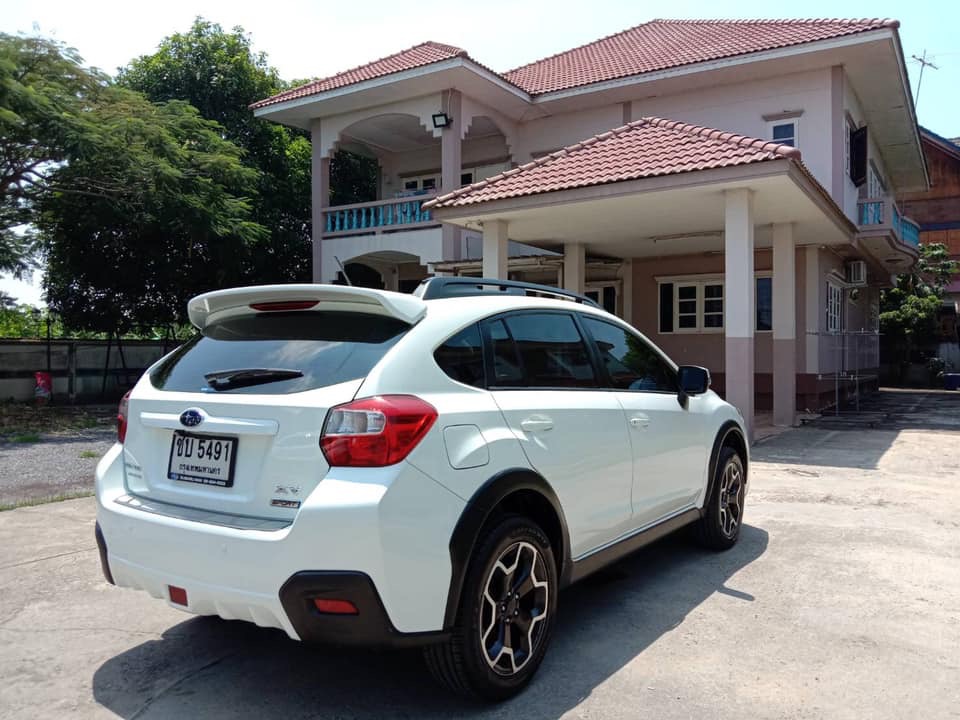 Subaru XV ปี 2015 สีขาว (รูปที่ 8)