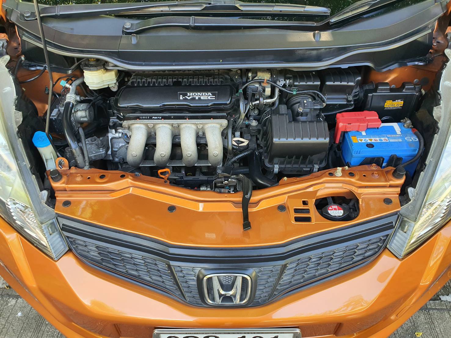 Honda Jazz 1.5V(AS) ออโต้ สีส้ม ปี 2012 (รูปที่ 7)