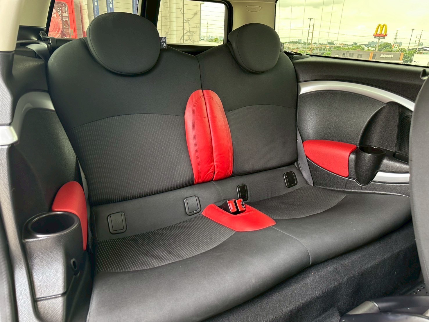 2013 Mini Clubman R55 สีขาว (รูปที่ 16)