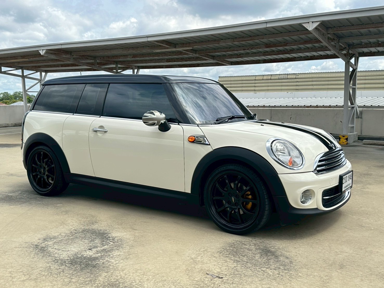 2013 Mini Clubman R55 สีขาว (รูปที่ 3)