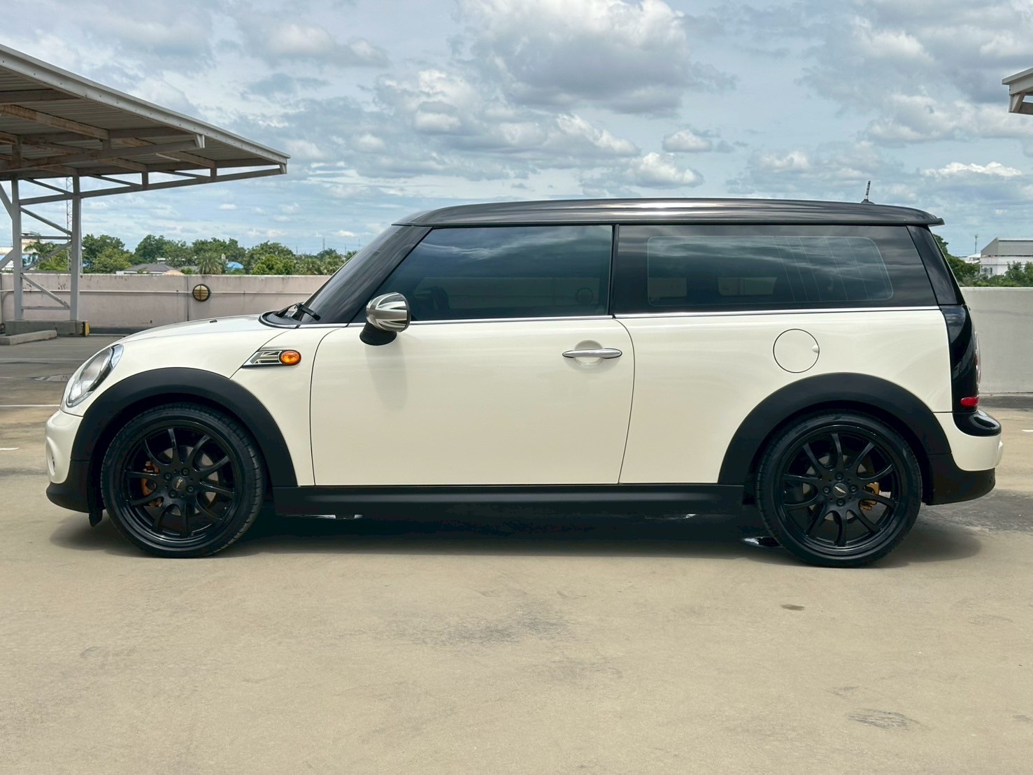 2013 Mini Clubman R55 สีขาว (รูปที่ 6)