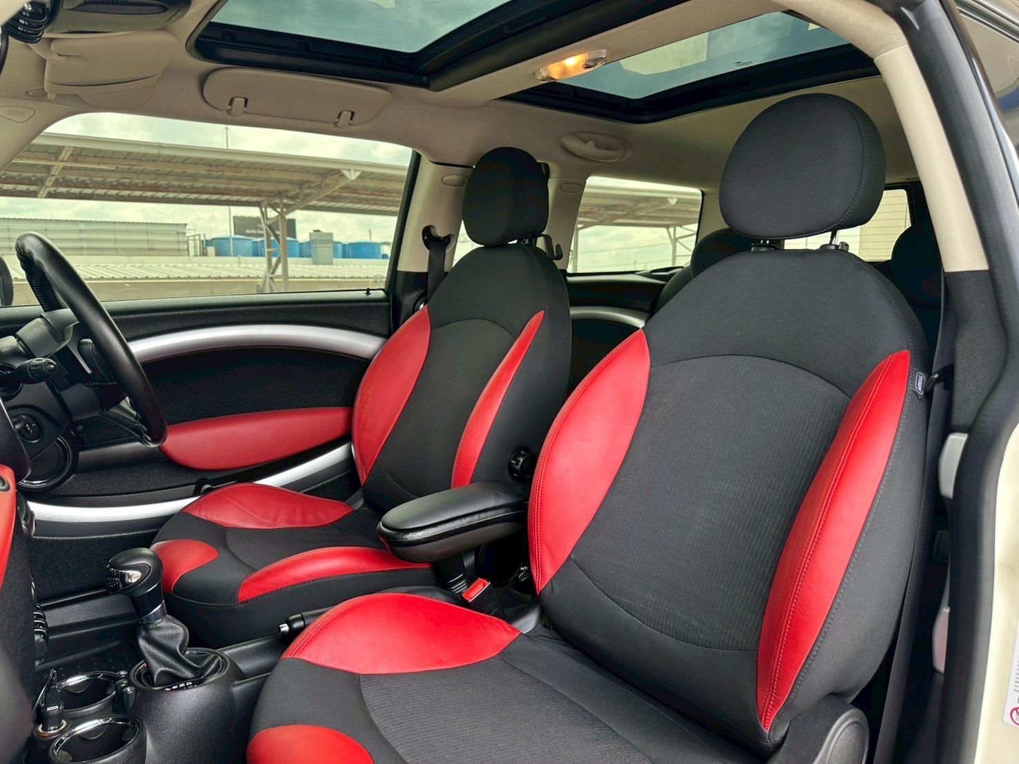 2013 Mini Clubman R55 สีขาว (รูปที่ 13)