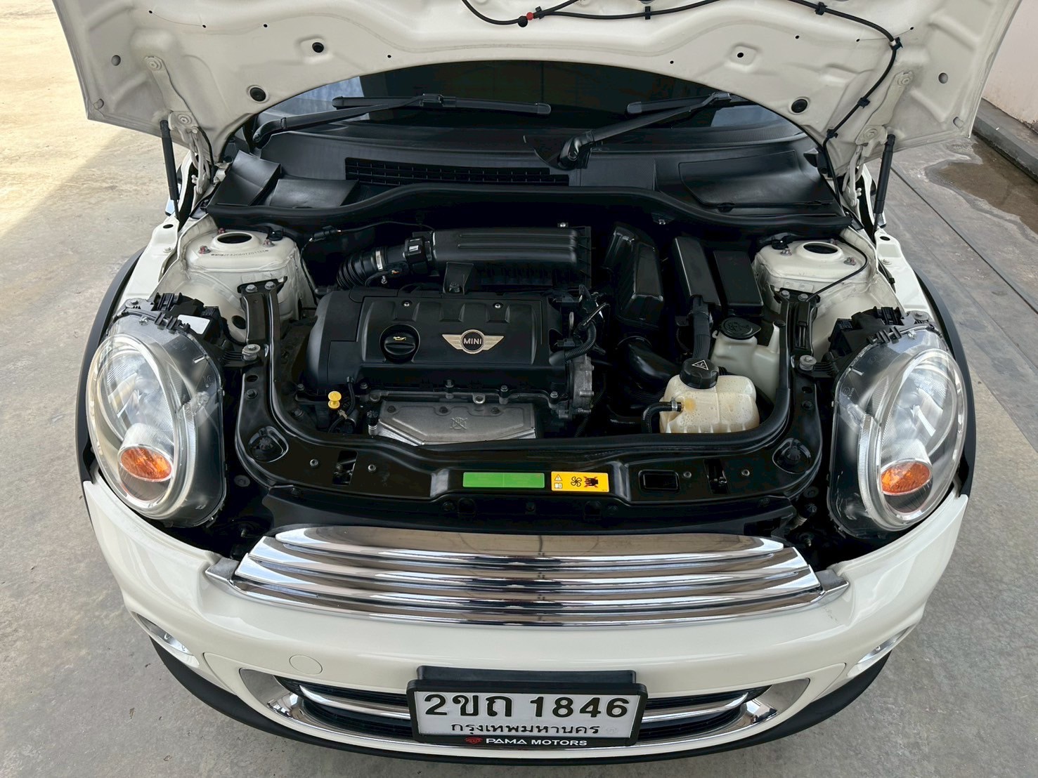 2013 Mini Clubman R55 สีขาว (รูปที่ 19)