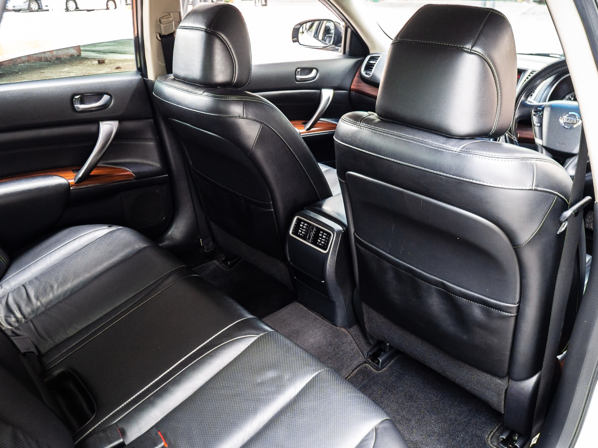 2011 Nissan Teana J32 สีขาว (รูปที่ 10)