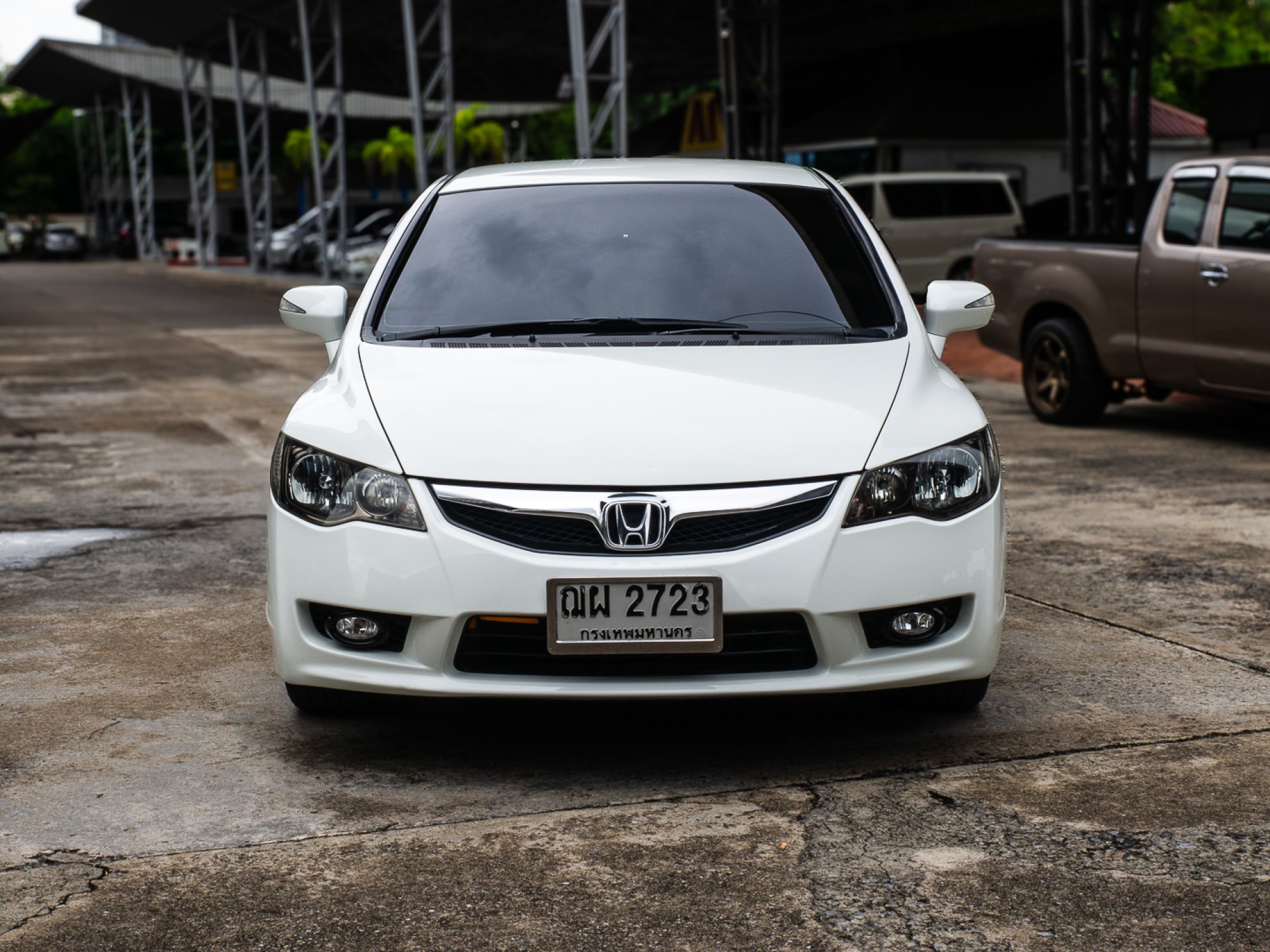 2009 Honda Civic FD สีขาว (รูปที่ 2)