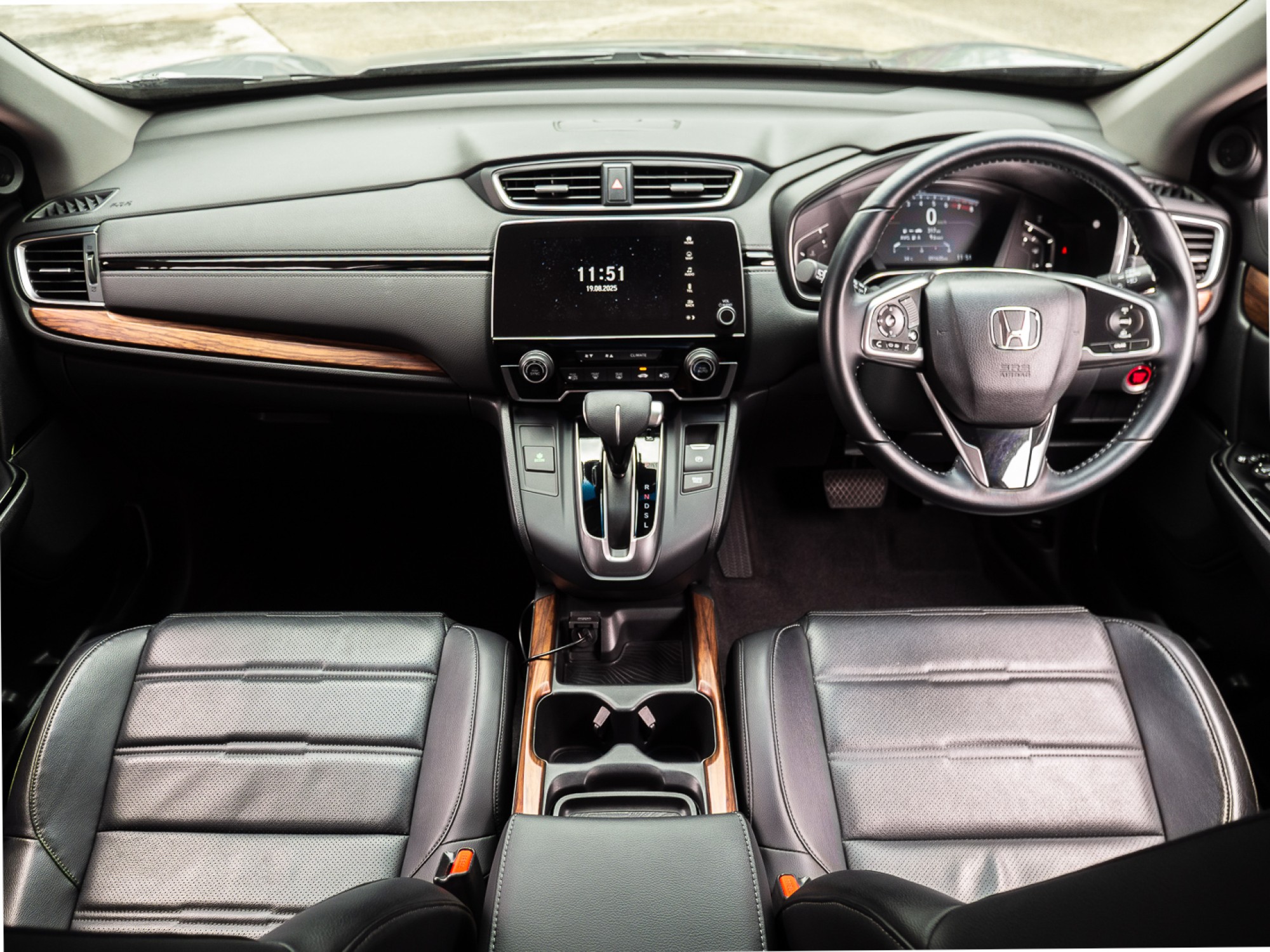 2017 Honda CR-V สีเงิน (รูปที่ 12)
