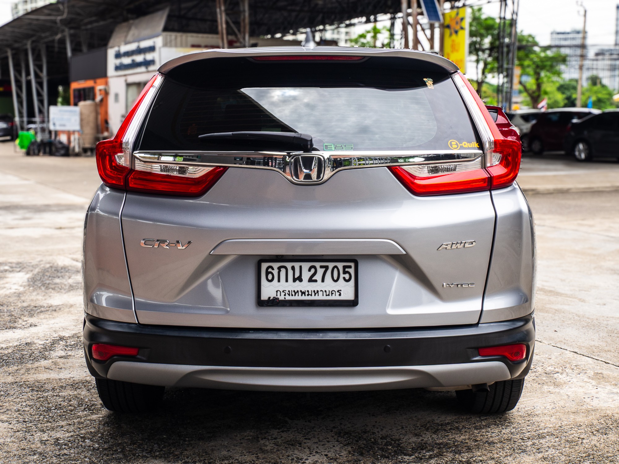2017 Honda CR-V สีเงิน (รูปที่ 6)