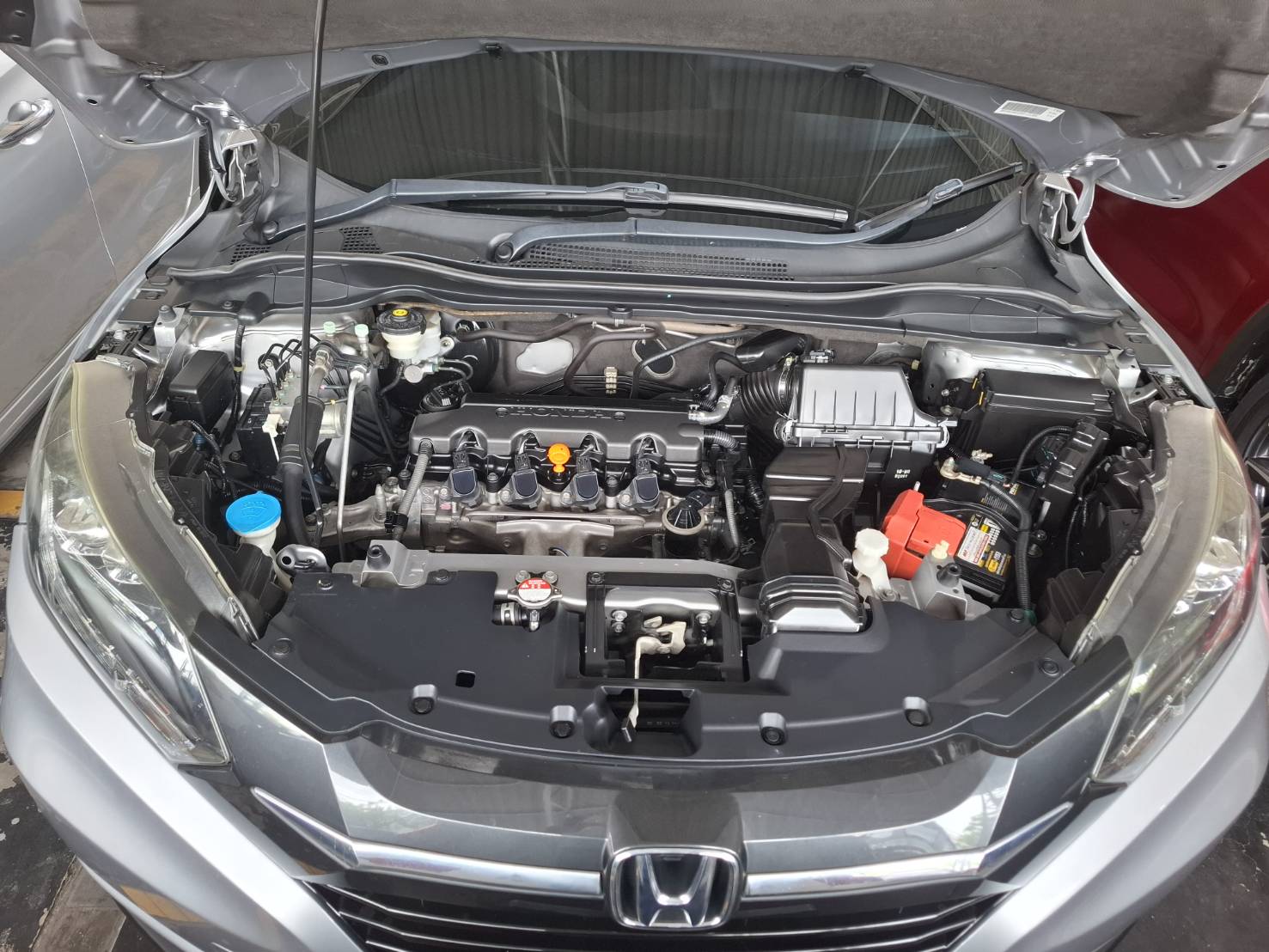 2018 Honda HR-V สีเงิน (รูปที่ 14)