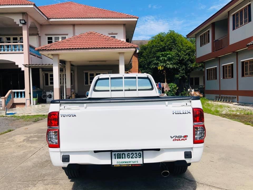 Toyota Hilux Vigo ตอนเดียว ปี 2015 สีขาว (รูปที่ 6)