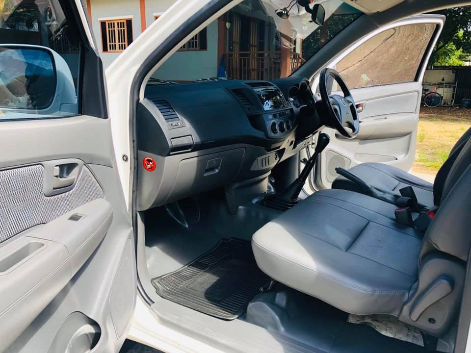 Toyota Hilux Vigo ตอนเดียว ปี 2015 สีขาว (รูปที่ 8)