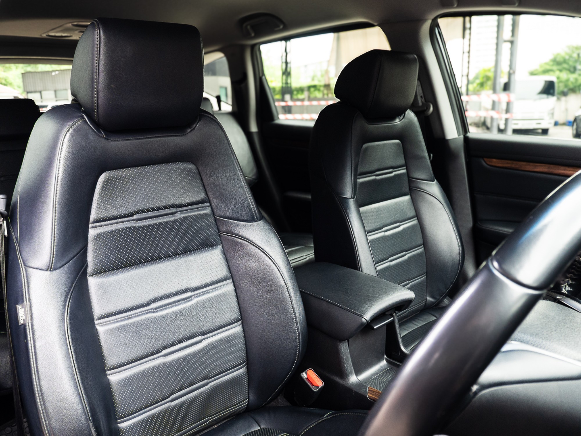 2018 Honda CR-V สีดำ (รูปที่ 10)