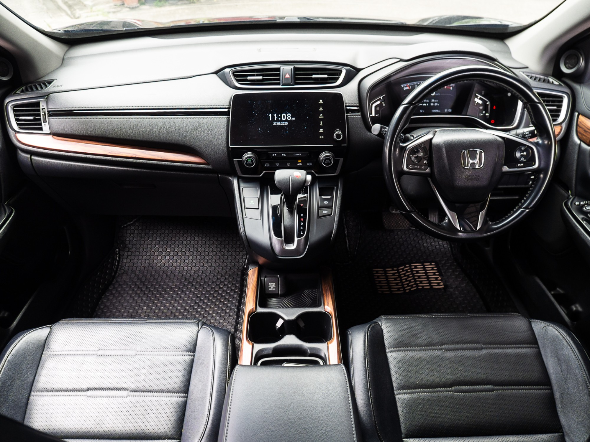 2018 Honda CR-V สีดำ (รูปที่ 9)
