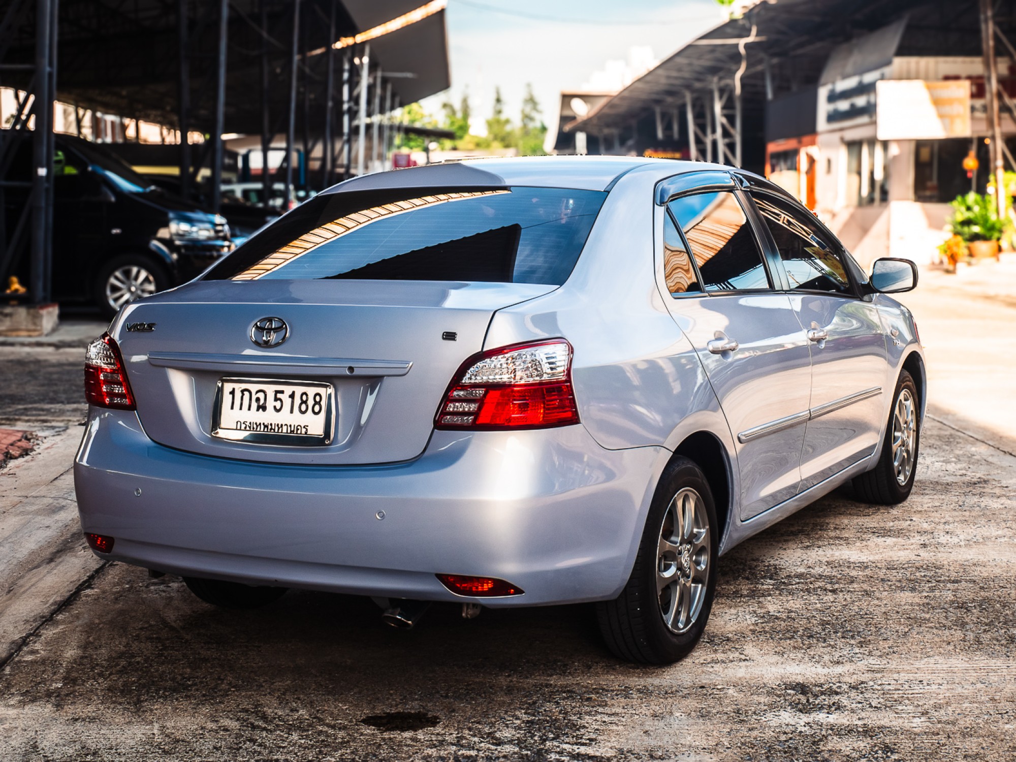 2012 Toyota Vios สีเทา (รูปที่ 19)