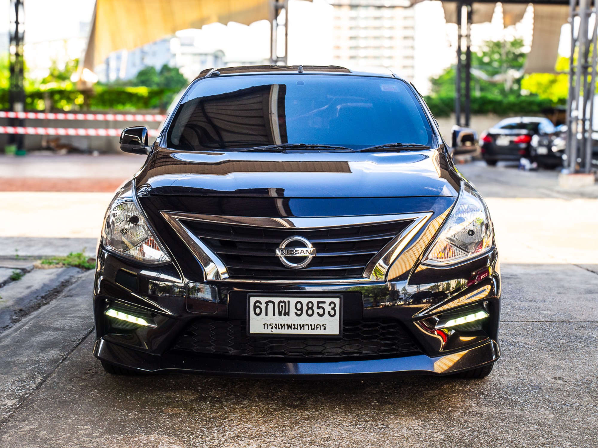 2017 Nissan Almera สีดำ (รูปที่ 2)