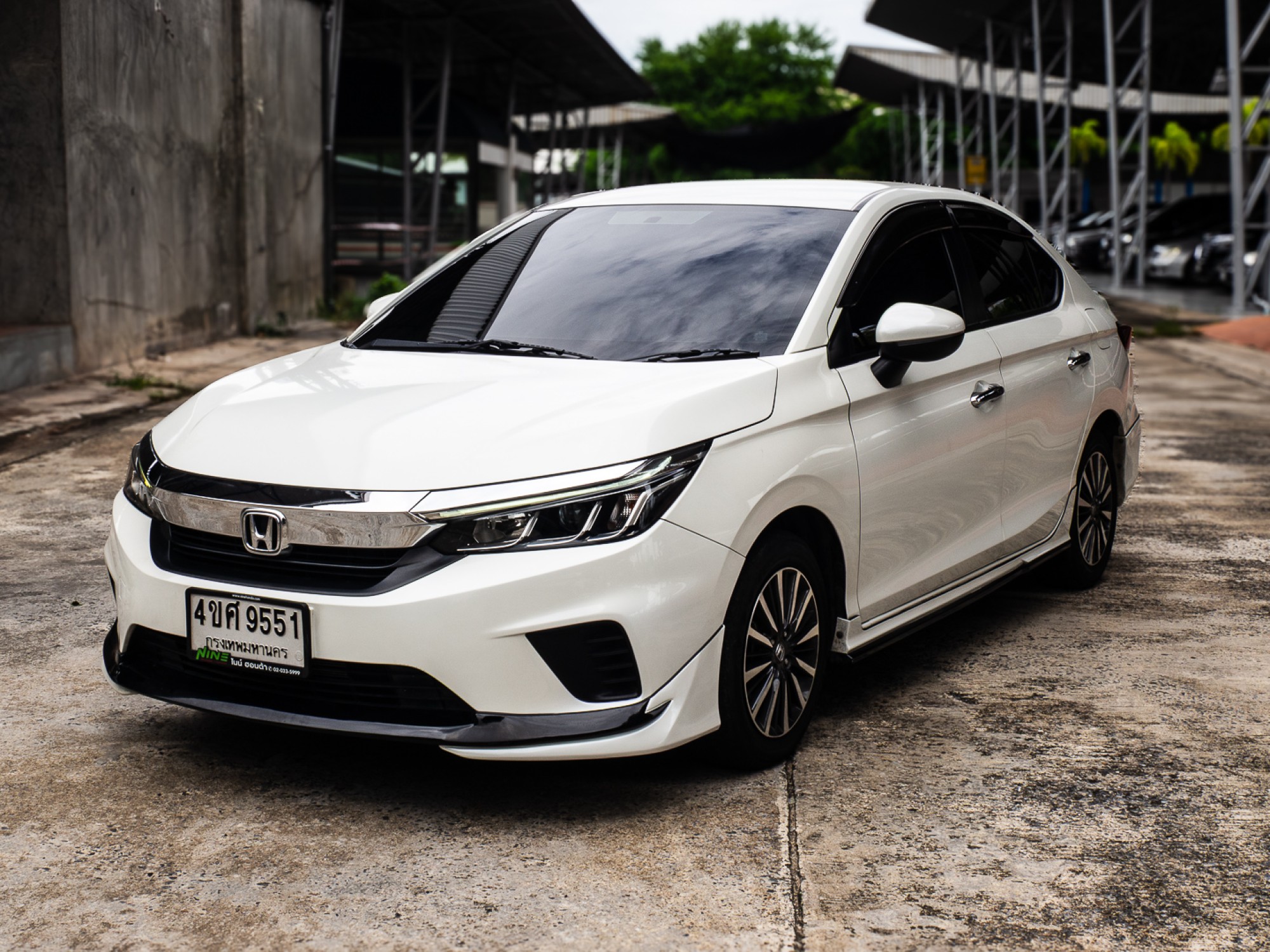 2023 Honda City สีขาว (รูปที่ 3)