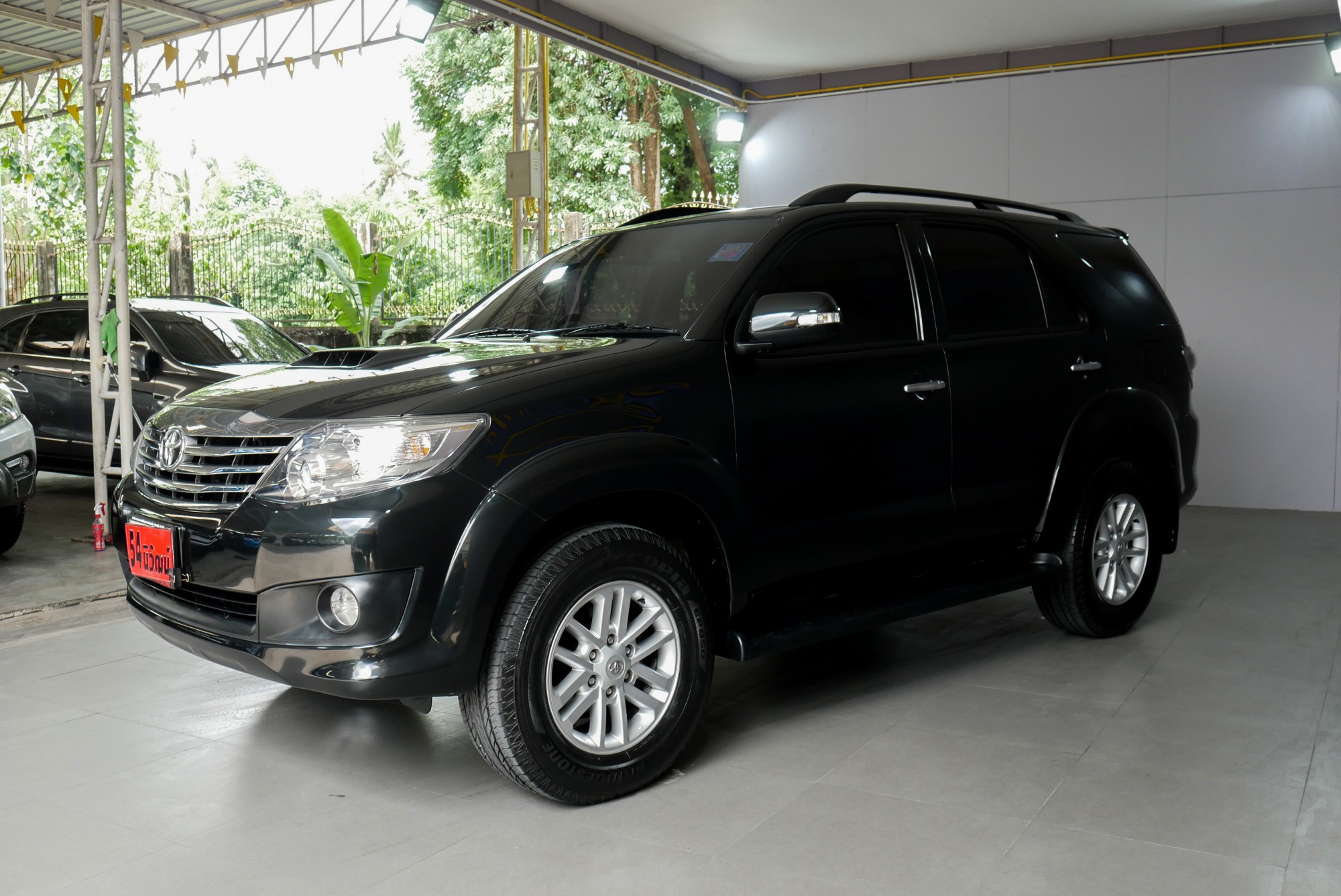 TOYOTA FORTUNER CHAMP 2.5 V AT 2014 สีดำ