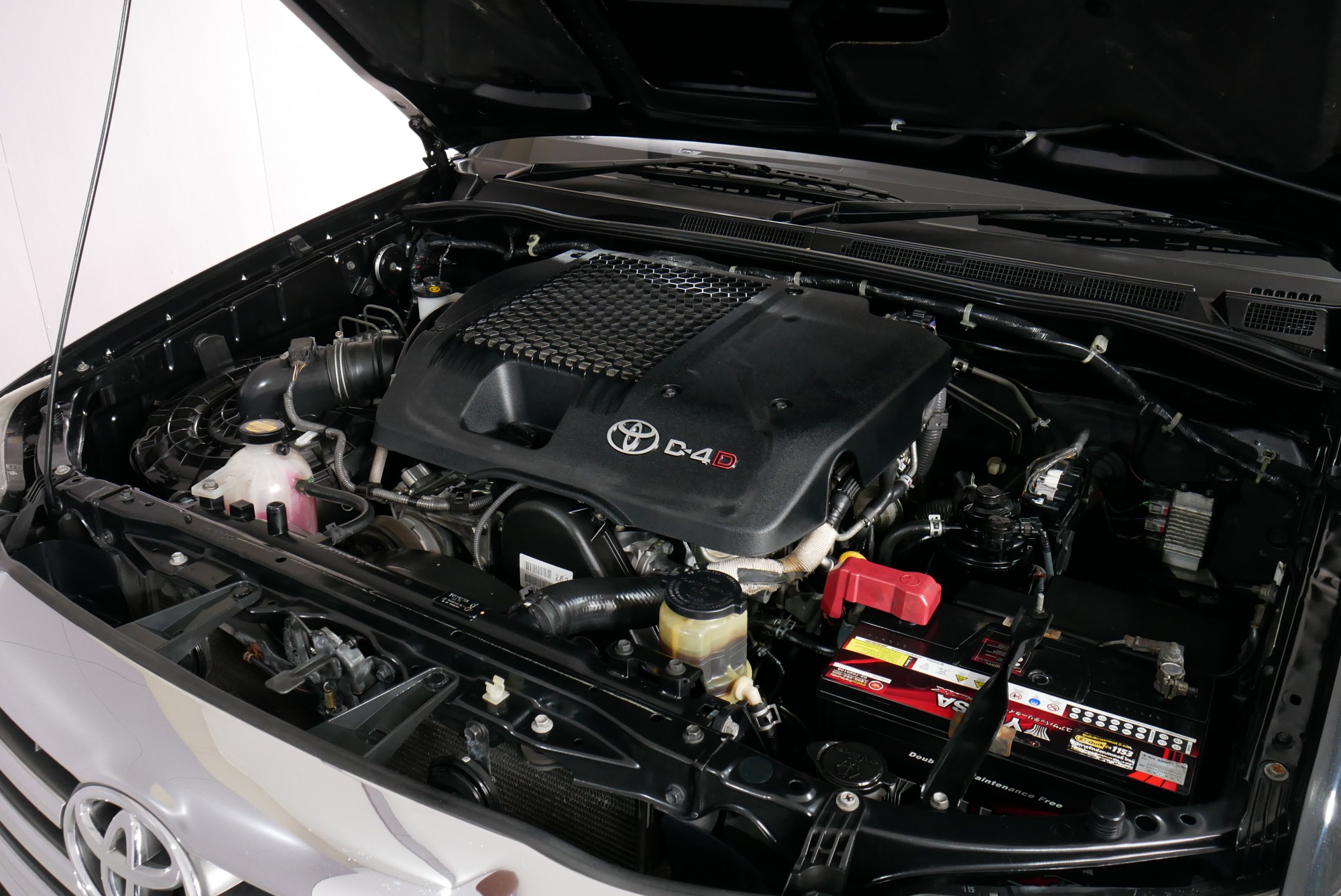 TOYOTA FORTUNER CHAMP 2.5 V AT 2014 สีดำ (รูปที่ 4)