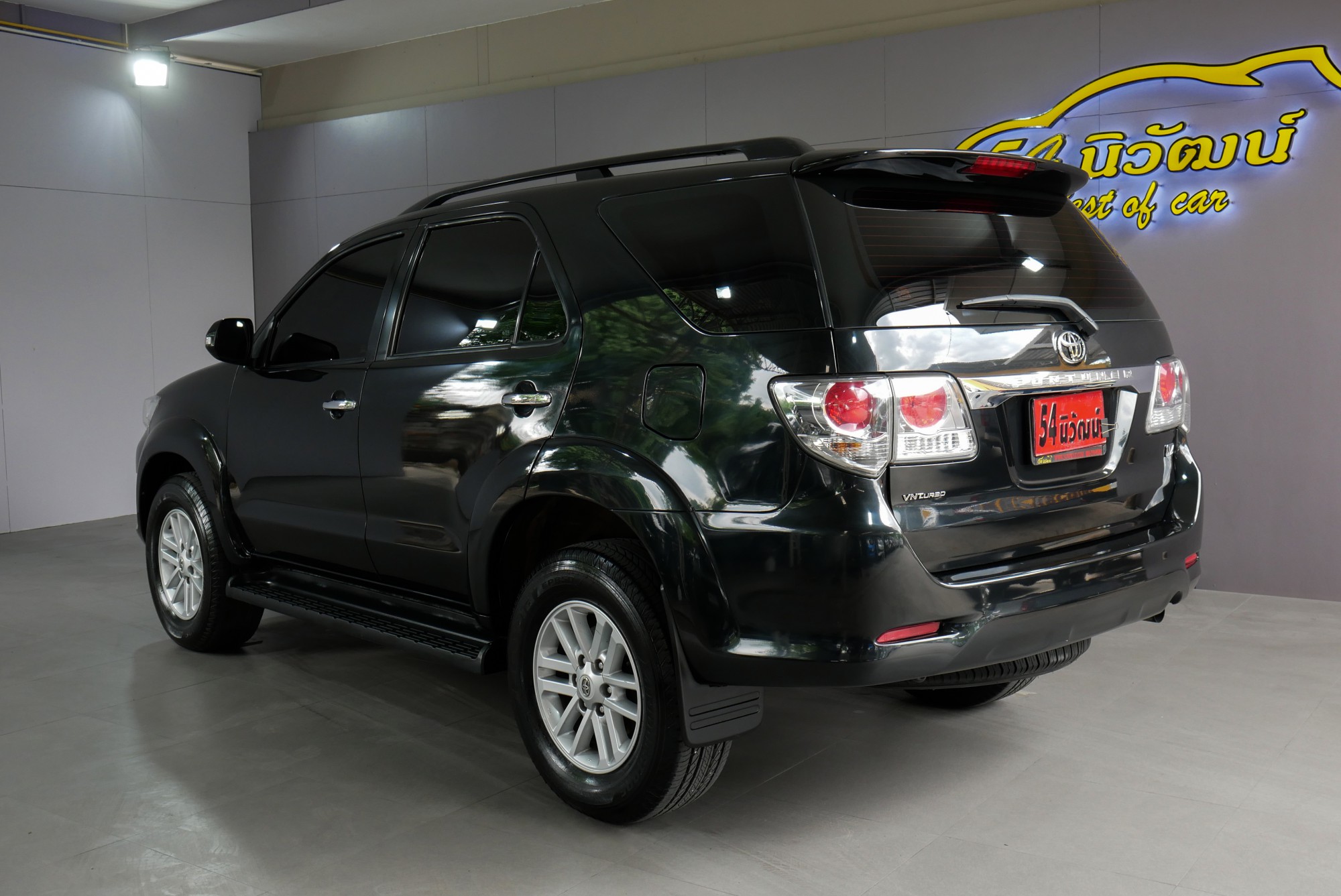TOYOTA FORTUNER CHAMP 2.5 V AT 2014 สีดำ (รูปที่ 15)