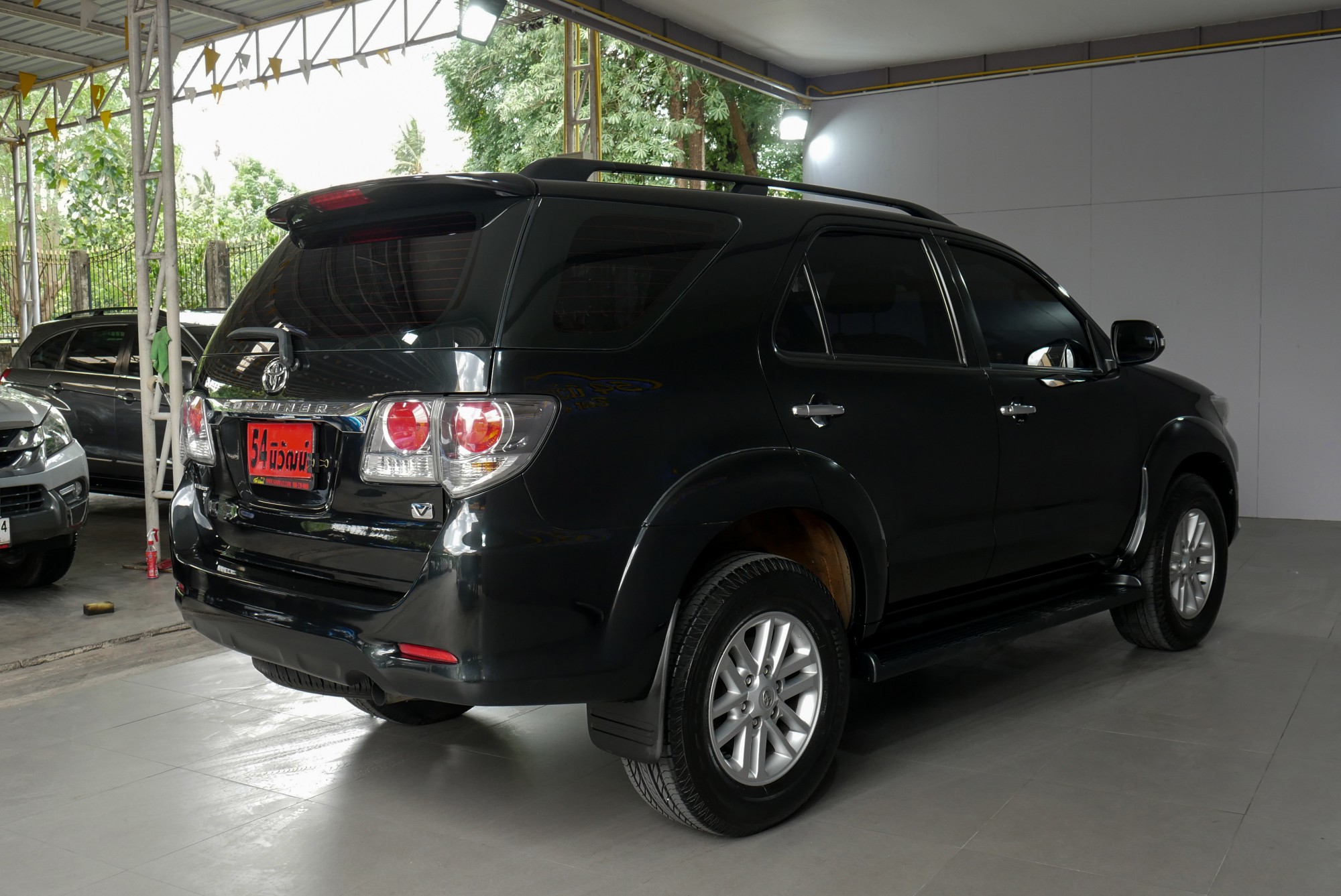 TOYOTA FORTUNER CHAMP 2.5 V AT 2014 สีดำ (รูปที่ 17)