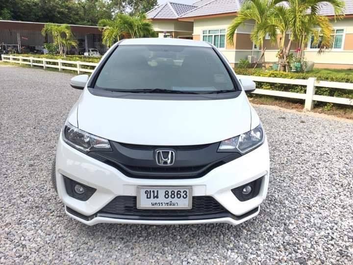 Honda Jazz GK ปี 2016 สีขาว