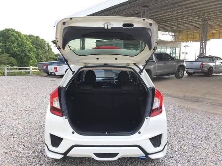 Honda Jazz GK ปี 2016 สีขาว (รูปที่ 7)