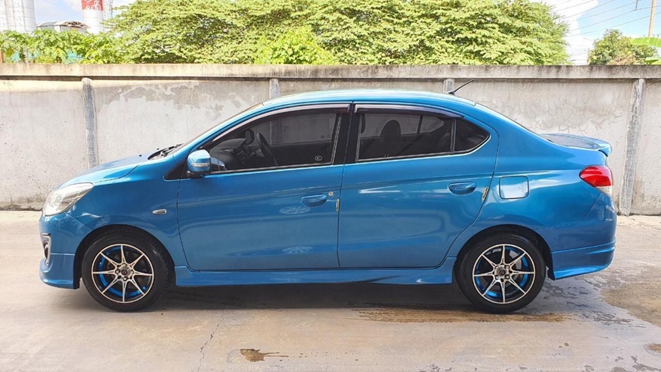 Mitsubishi Attrage ปี 2013 สีฟ้า (รูปที่ 6)