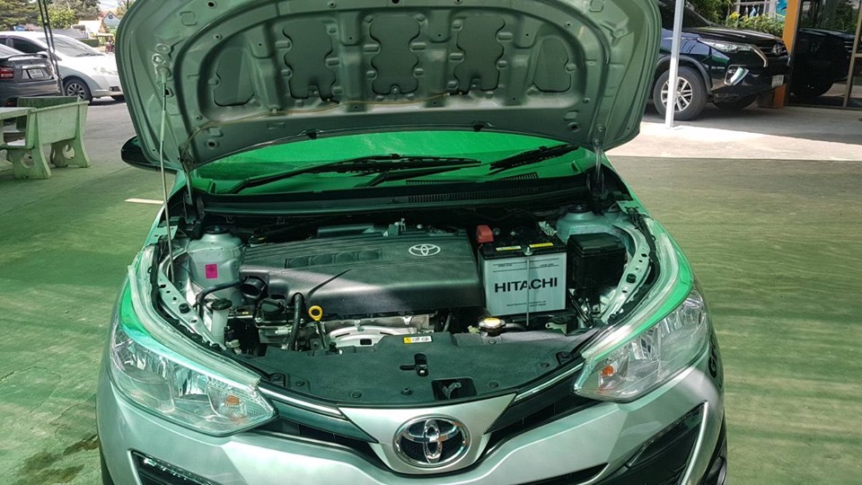 Toyota Yaris Ativ ปี 2018 สีเงิน (รูปที่ 10)