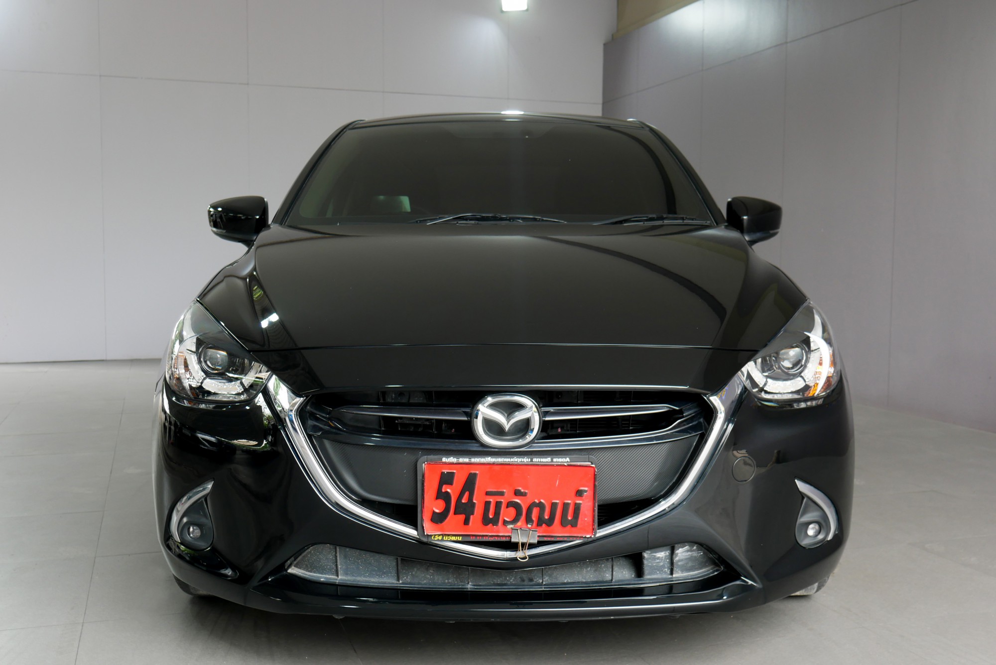 MAZDA 2 1.3 SKYACTIV SPORT HIGHT CONNECT AT Hatchback (5 ประตู) ปี 2018 สีดำ (รูปที่ 2)