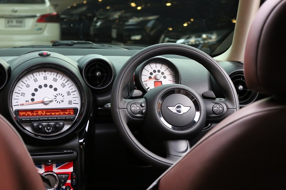 Mini Paceman R61 ปี 2014 สีขาว (รูปที่ 19)