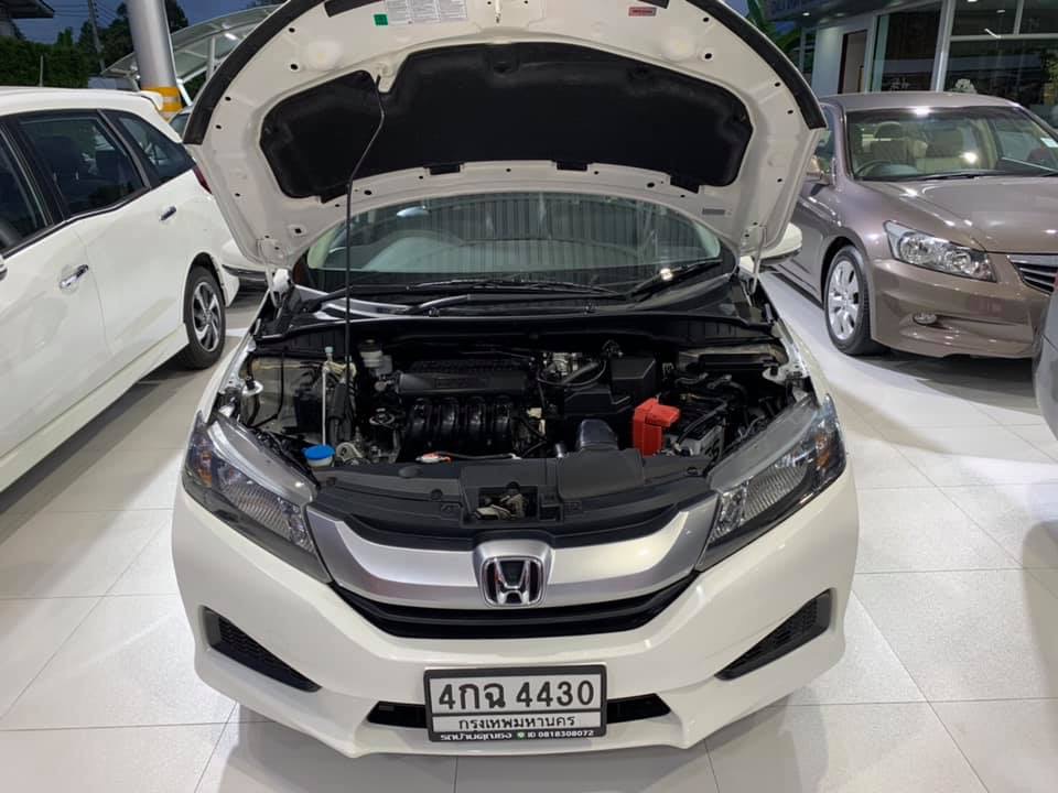 Honda City ปี 2015 สีขาว (รูปที่ 10)