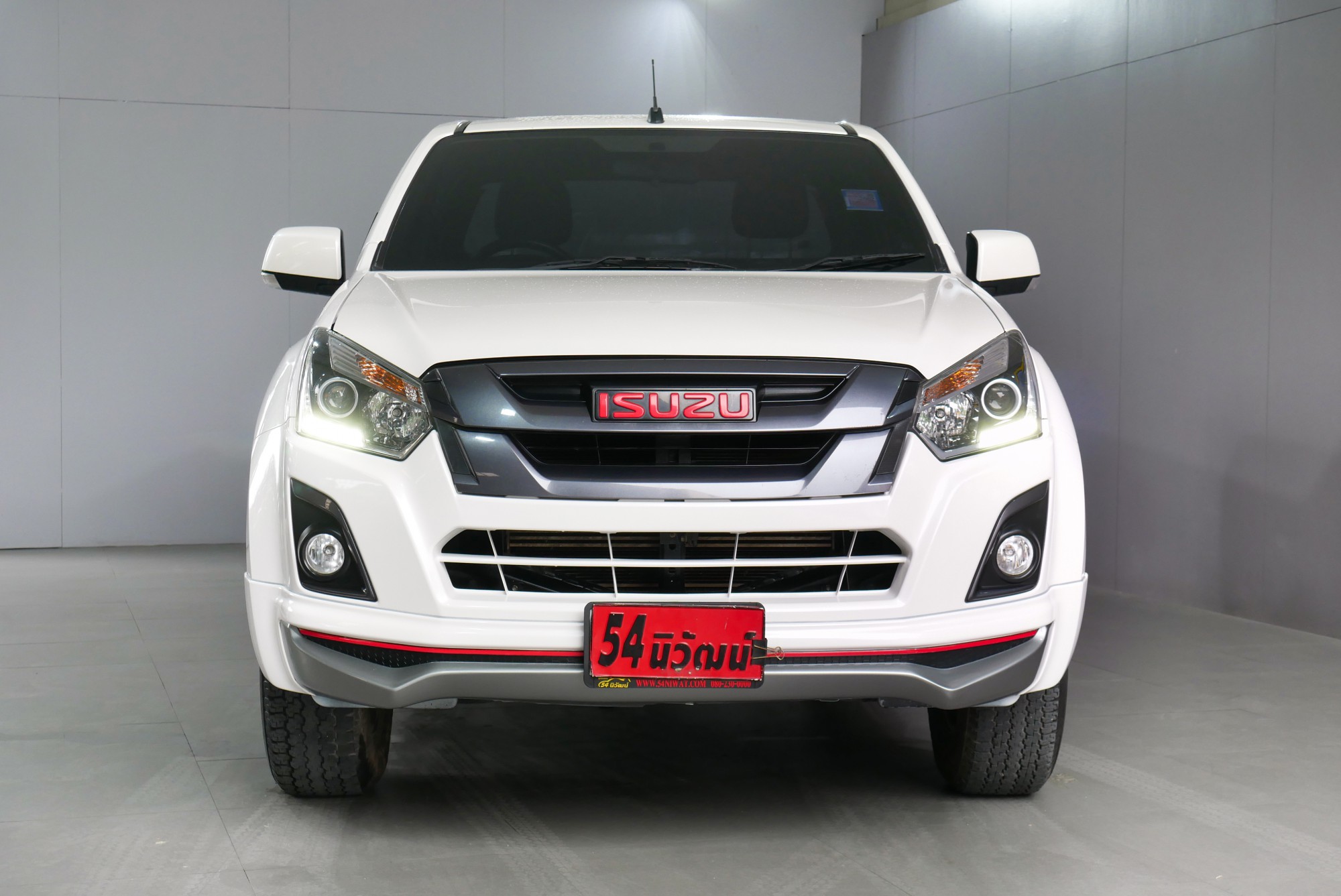 ISUZU D-MAX SPACECAB 1.9 HI-LANDER X-SERIES MT ปี 2016 สีขาว (รูปที่ 2)