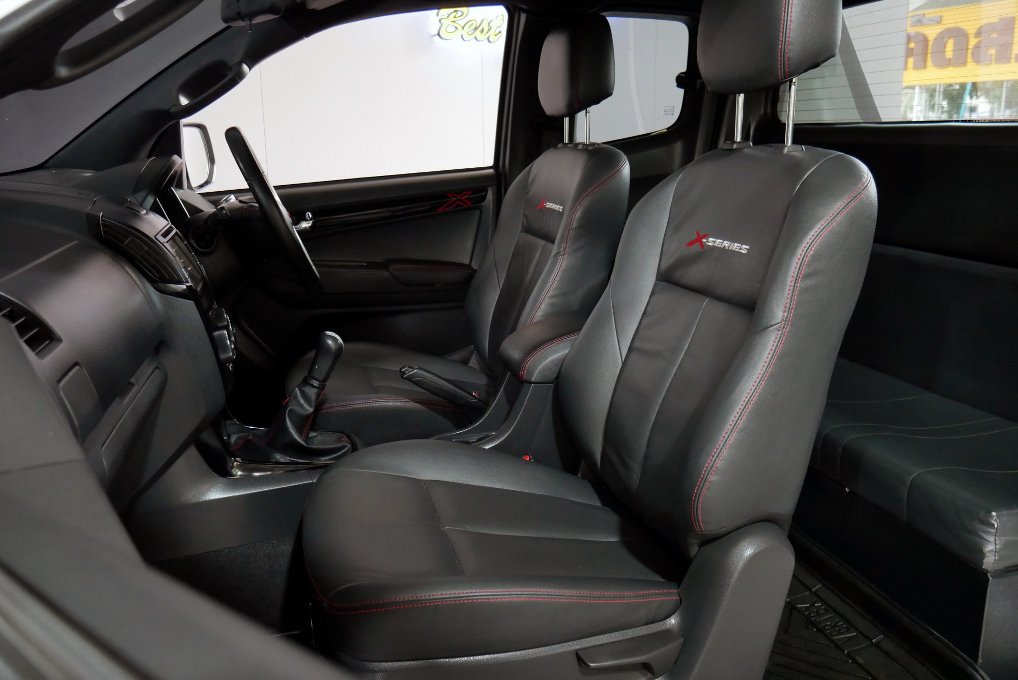 ISUZU D-MAX SPACECAB 1.9 HI-LANDER X-SERIES MT ปี 2016 สีขาว (รูปที่ 5)