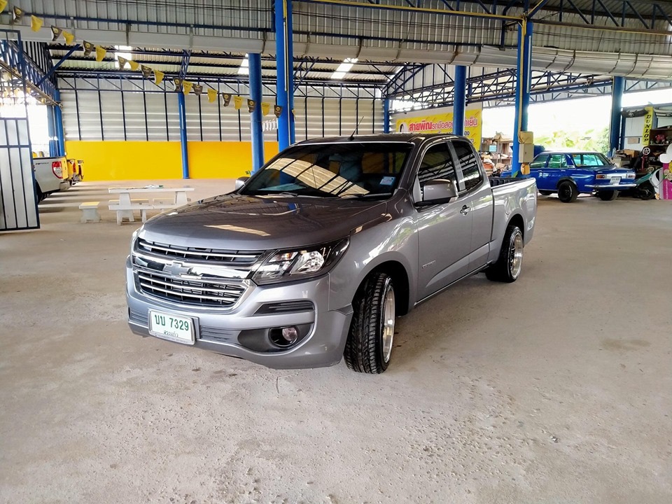Chevrolet Colorado Gen2 โฉมแคป ปี 2017 สีเทา (รูปที่ 3)