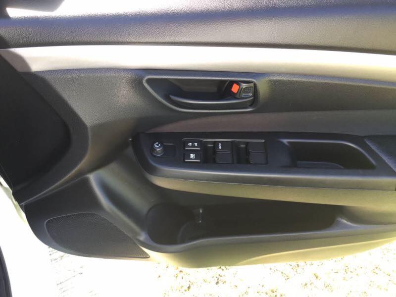 Suzuki Ciaz ปี 2015 สีขาว (รูปที่ 6)
