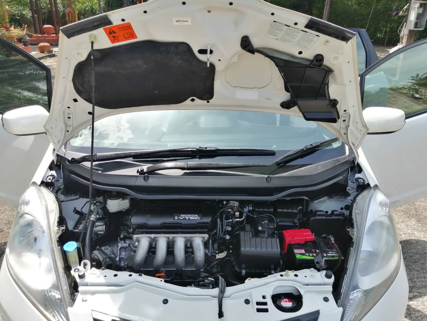 Honda Jazz GE ปี 2008 สีขาว (รูปที่ 12)
