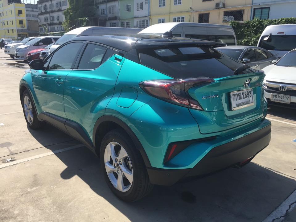 Toyota C-HR ปี 2018 สีเขียว (รูปที่ 4)