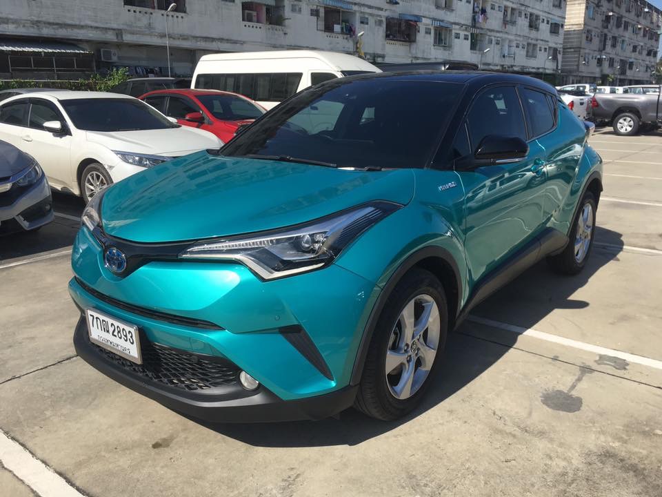 Toyota C-HR ปี 2018 สีเขียว (รูปที่ 2)