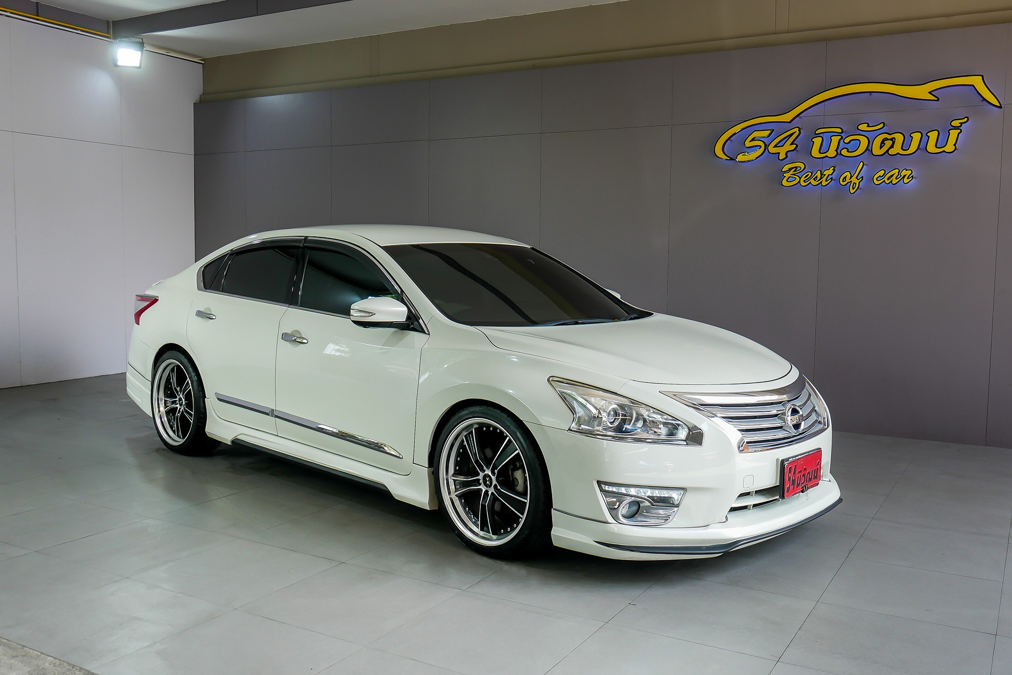 NISSAN TEANA 2.0 XL AT ปี 2015 สีขาว