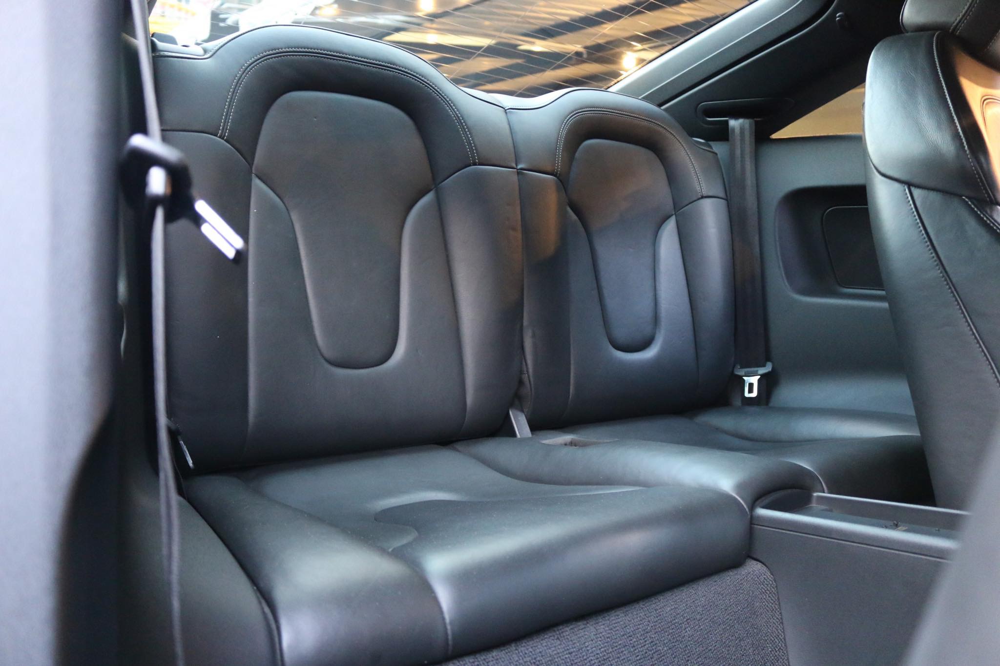 Audi TT Mk2 8J TTS ปี 2010 สีดำ (รูปที่ 16)