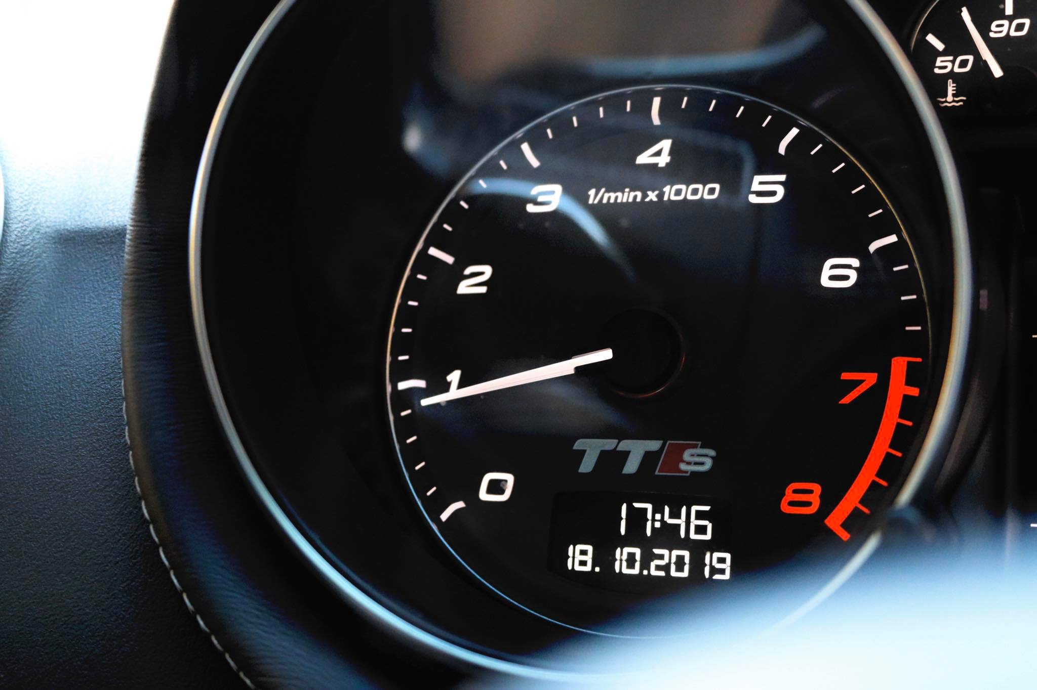 Audi TT Mk2 8J TTS ปี 2010 สีดำ (รูปที่ 21)
