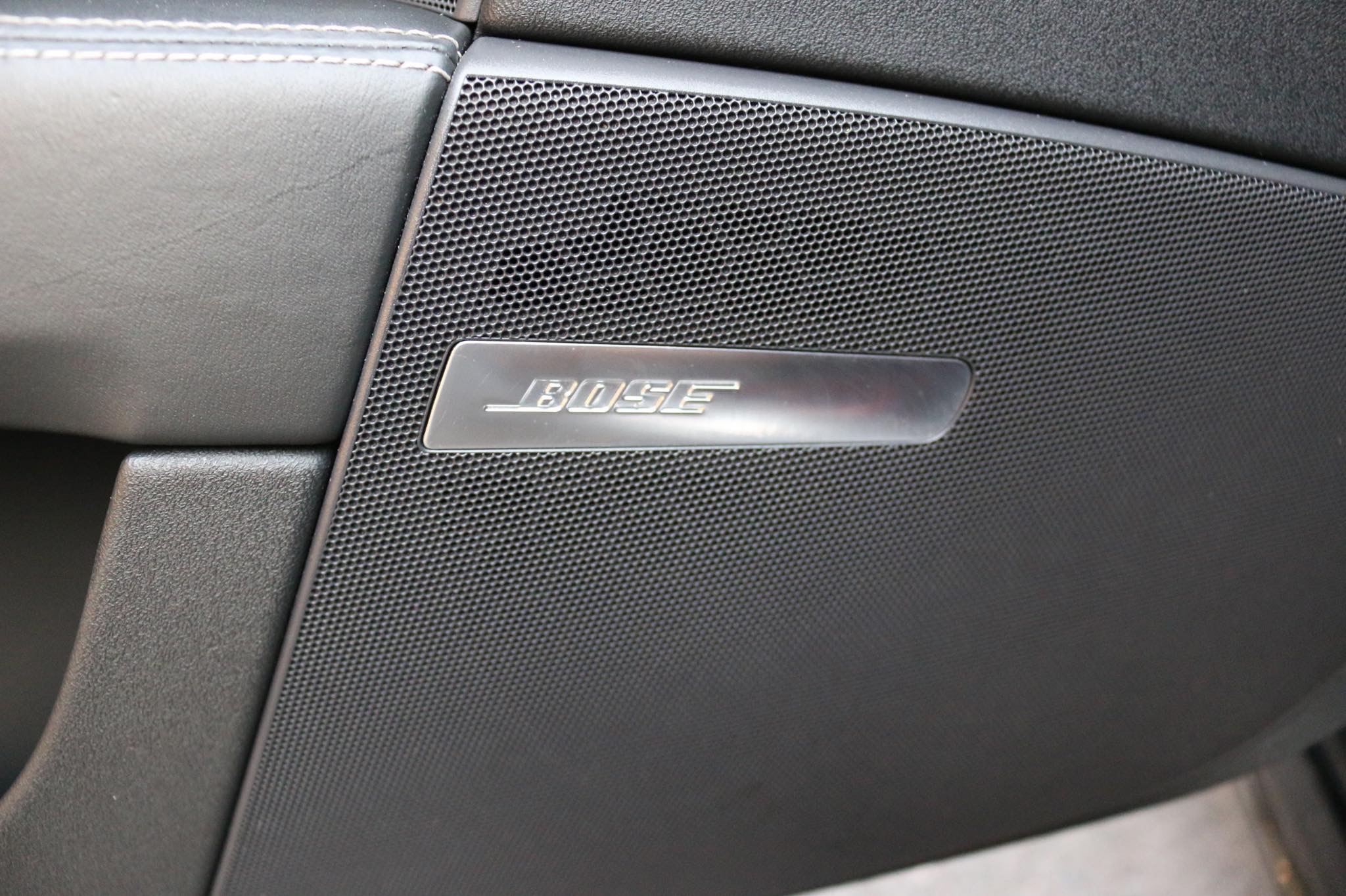 Audi TT Mk2 8J TTS ปี 2010 สีดำ (รูปที่ 26)