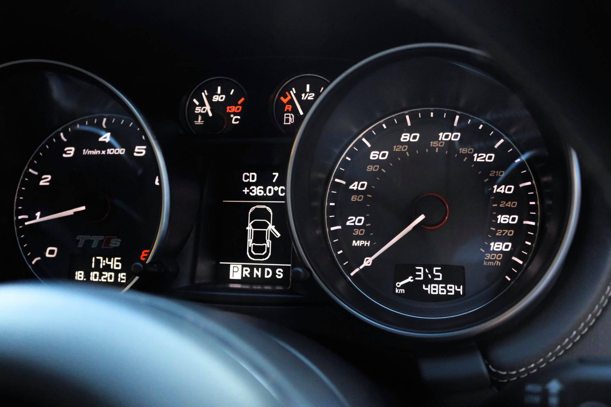 Audi TT Mk2 8J TTS ปี 2010 สีดำ (รูปที่ 24)